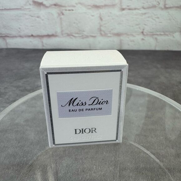 Miss Dior Parfum Mini .17 oz., New In Box! - Picture 1 of 3